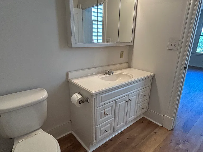 3509 E Clay St #1 — Photo 6