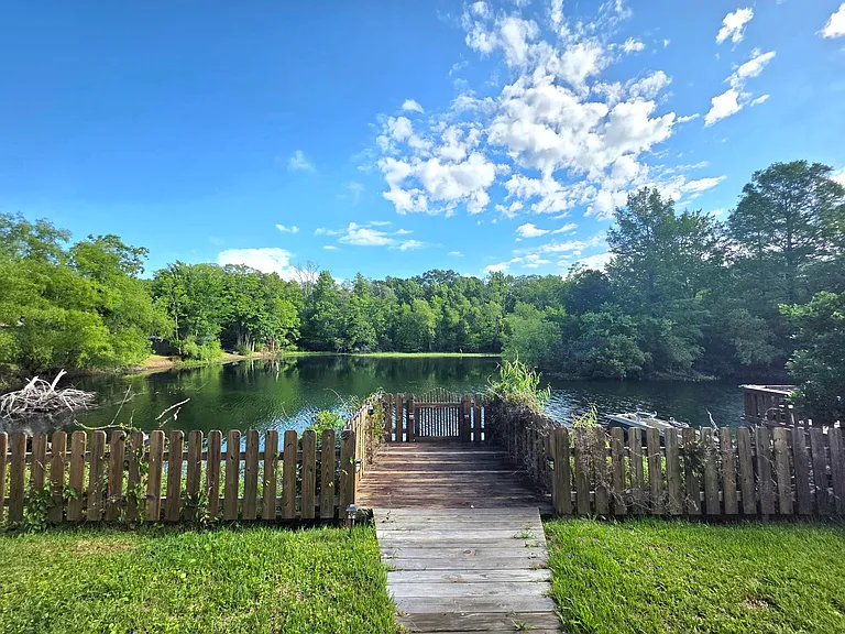 515 Smith Reed Rd — Photo 1