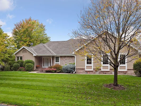 2644 Lakeview Dr, Shakopee, MN 55379