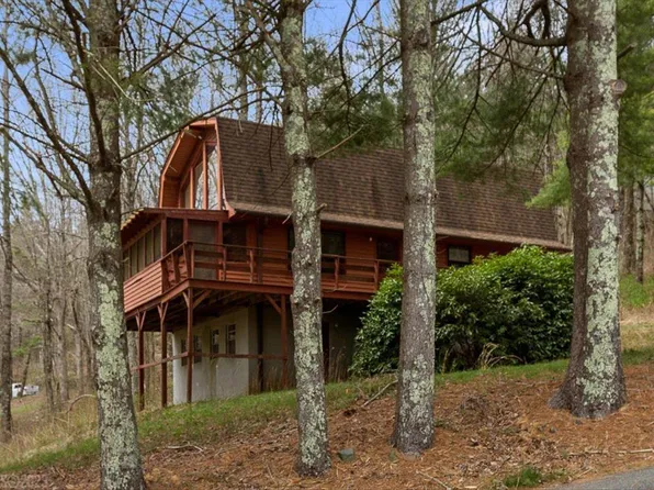 104 Azalea Dr SW, Meadows Of Dan, VA 24120