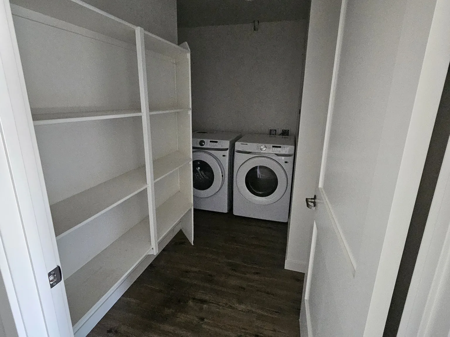 3 bed, 1100 sqft, $3,200 — Photo 3