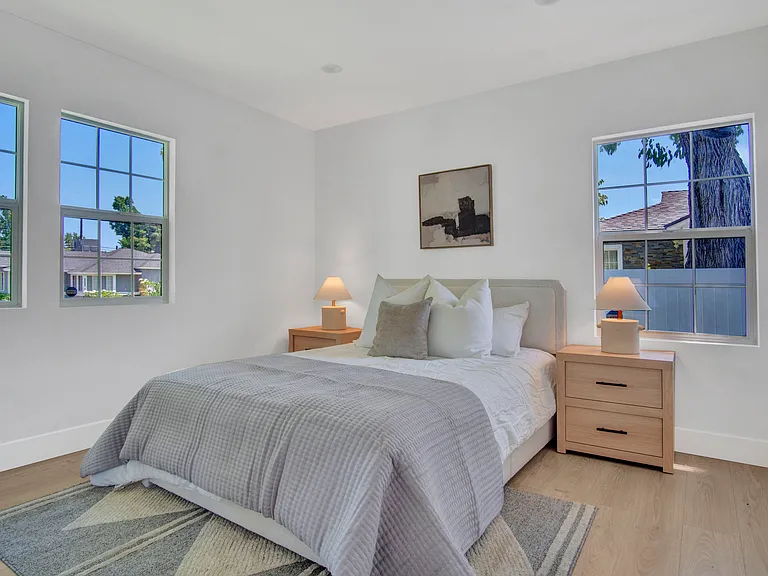 18406 Jovan St — Photo 16
