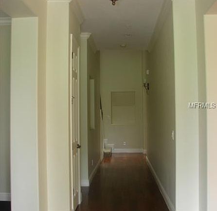 4th image of 1583 Harston Ave
