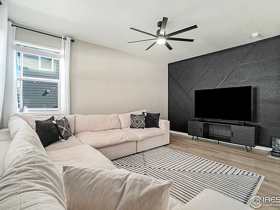 4th image of 4514 Devereux Dr
