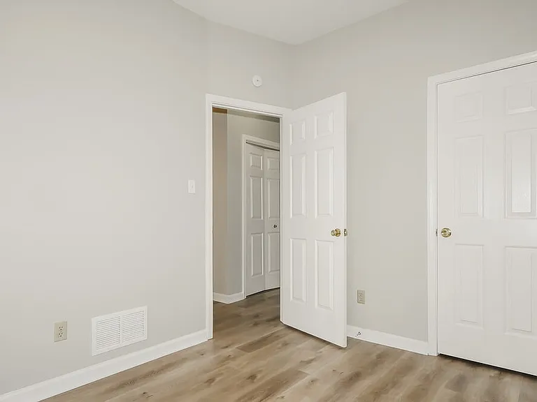 8170 Timber Knoll Ln — Photo 12