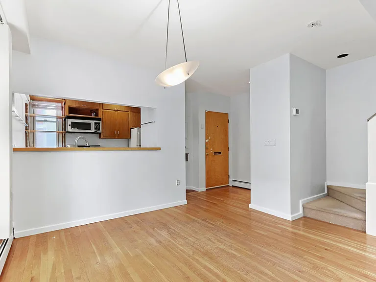 336 Harvard St #E — Photo 8