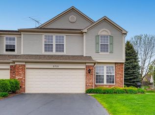 2721 Bay View Cir, Algonquin, IL 60102