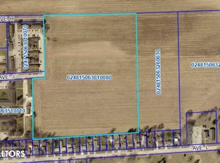 N Hillview Vil, Fort Madison, IA 52627