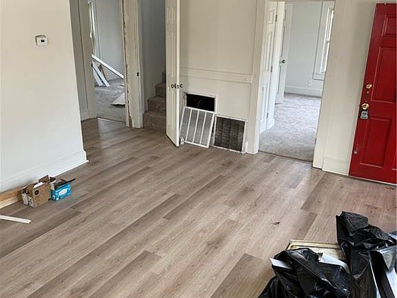 4th image of 1303 N English St