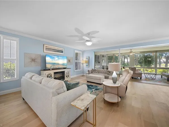 760 Waterford DR #101, NAPLES, FL 34113