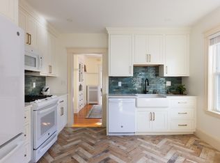 46 Amsden St #46, Arlington, MA 02474