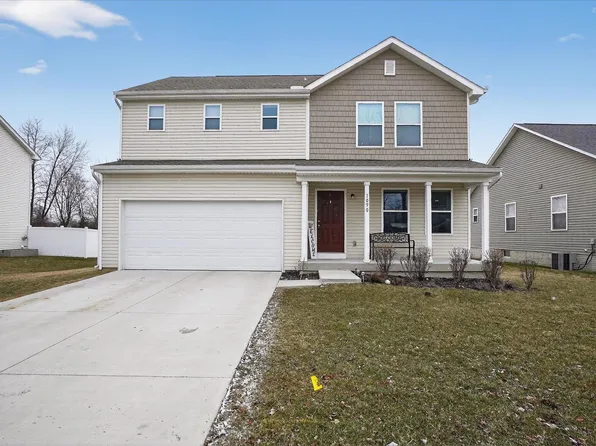 1090 Jackson Dr, Owosso, MI 48867