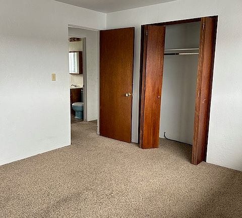 5th image of 724 Winchester Ave #724