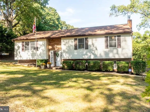 22 W Pasadena Rd, Pasadena, MD 21122