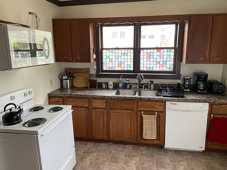 1318 W Kirkwood Ave #B — Photo 8