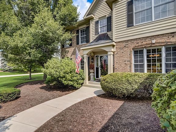 4th image of 195 Boxwood Dr