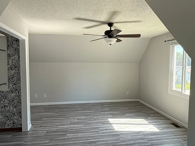 47 Shelly Dr — Photo 23