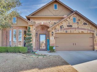 8320 Bonanza St, Aubrey, TX 76227