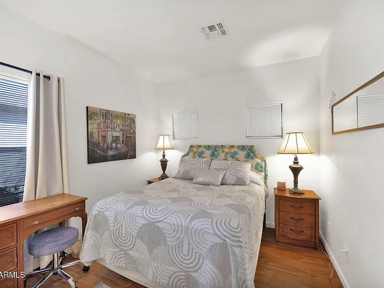 868 E Savannah Dr — Photo 19