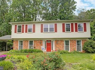 6439 Alloway Ct, Springfield, VA 22152