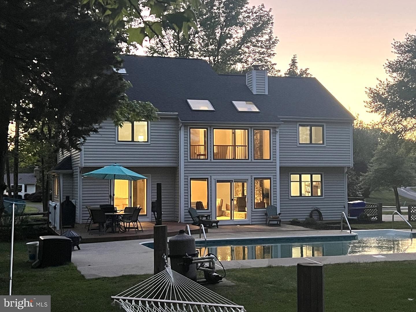 111 Holly Ct