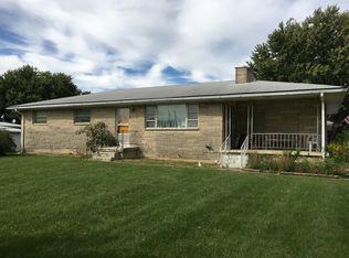 3220 Uplands Dr, Springfield, OH 45506