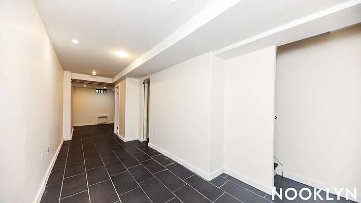 Rented by Nooklyn NYC LLC | media 32