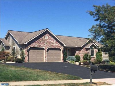 170 Fairway Dr, Denver, PA, 17517