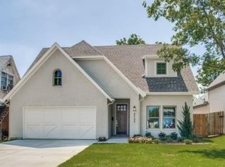 2732 Townsend Dr, Fort Worth, TX 76110