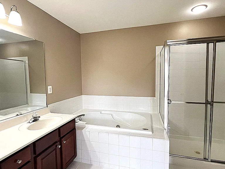 44314 Cornish Ln — Photo 25