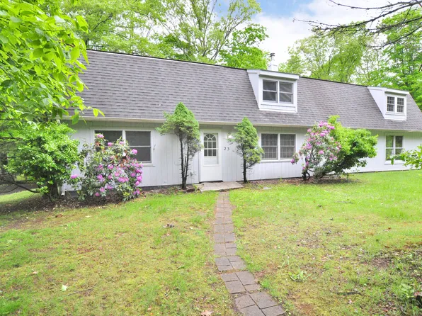 543 Kettletown Road, Southbury, CT 06488