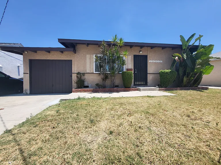 15516 Longworth Ave — Photo 9