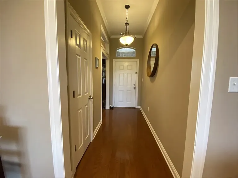 5201 High Dr — Photo 6
