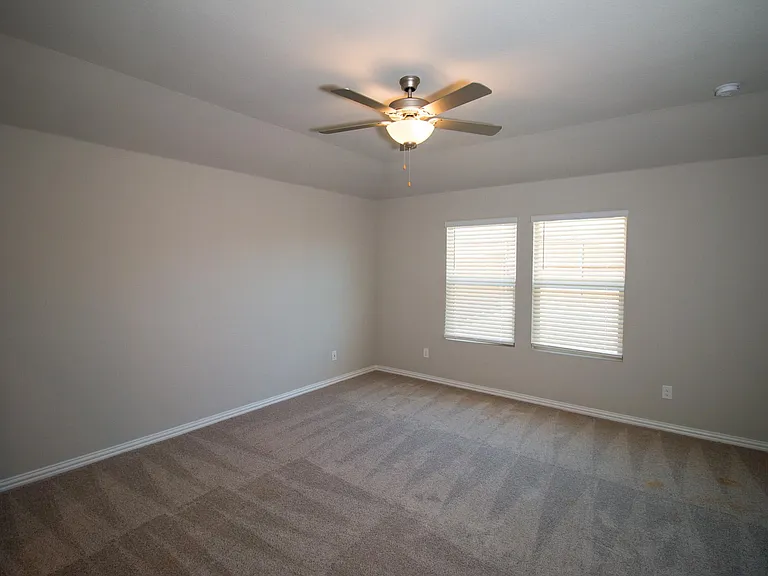 3320 Kingsdown Dr — Photo 20