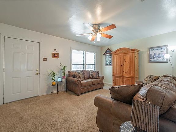 5th image of 5228 Melbourne Dr