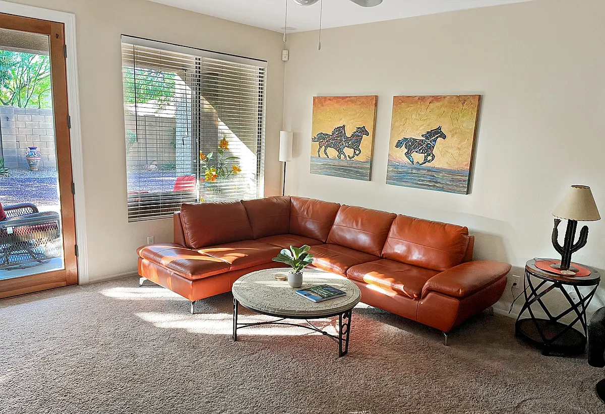 Living room - W Wayne Ln