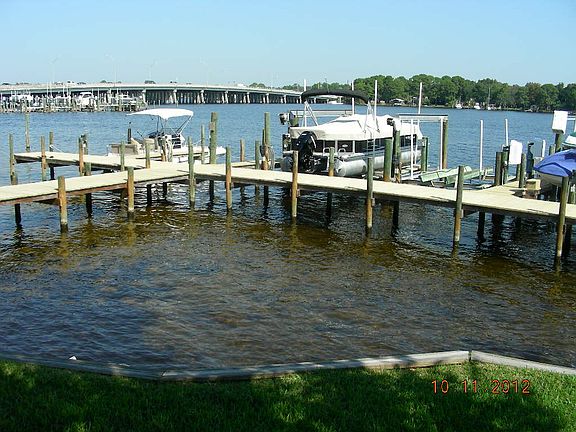 4th image of 53 Yacht Club Dr NE Unit 7