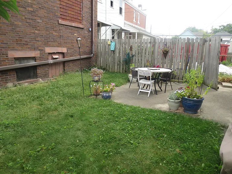 1114 Oregon Ave — Photo 13