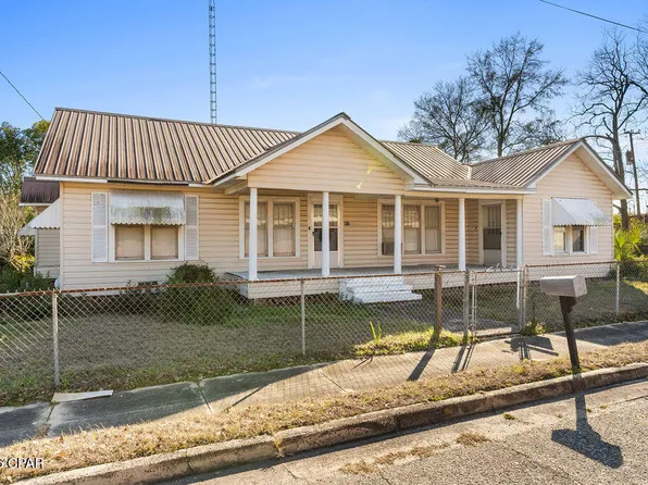 987 7th Ave, Graceville, FL 32440