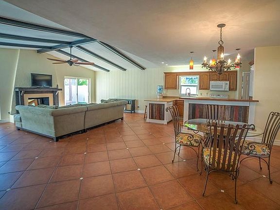 3rd image of 7346 Brookview Cir