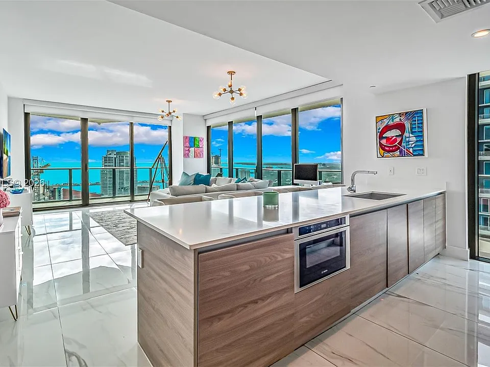 1300 S Miami Ave #4306