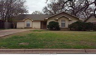 1113 Austin Ave, College Station, TX 77845