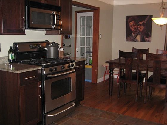 Kitchen w/ Hardwood Floors