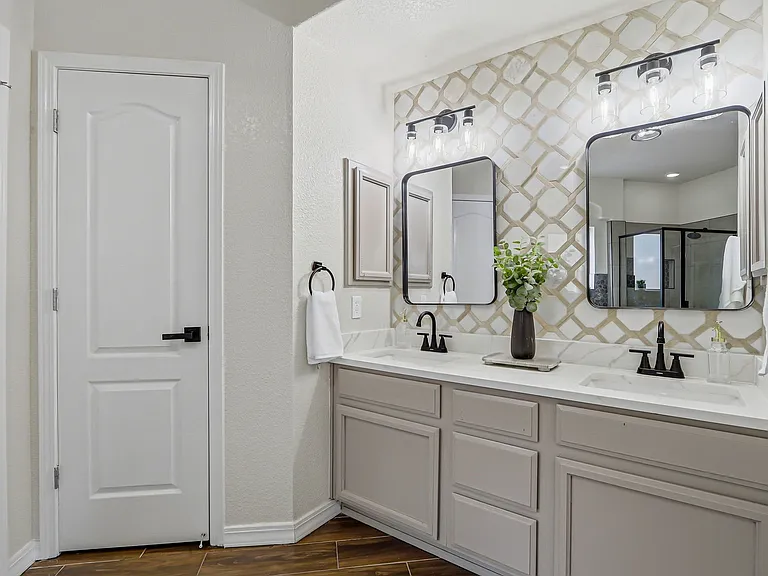 3121 Tierra Paola Ln — Photo 10