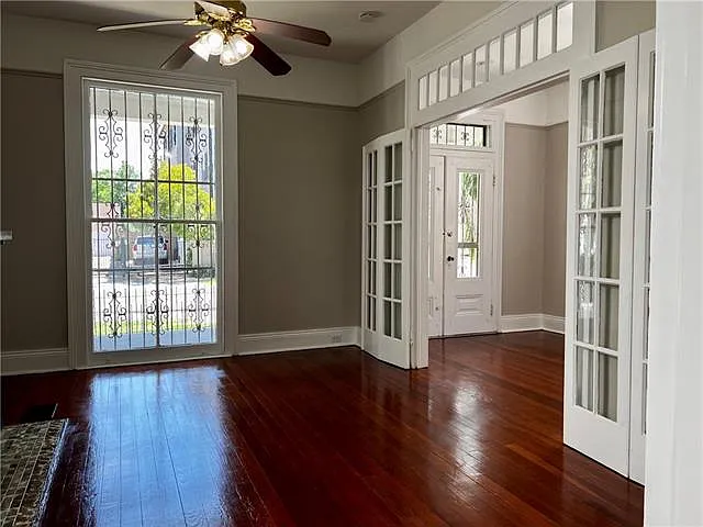 4435 Loyola Ave — Photo 9