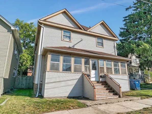 2640 Vermont St #1, Blue Island, IL 60406