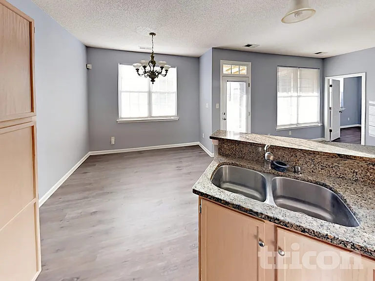 3846 Tioga Ln — Photo 5