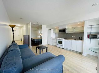 4 H Spadina Ave #811, Toronto, ON M5V 3Z9