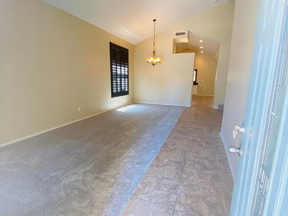 1st image of 19358 N Lousandra Dr