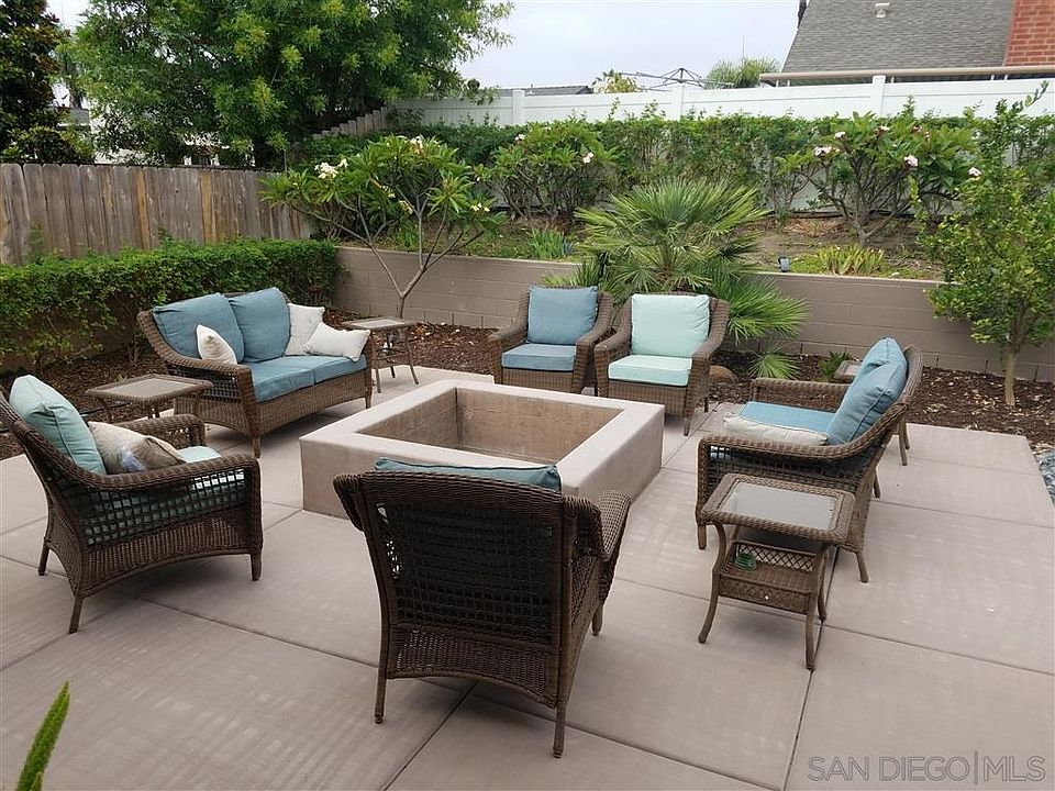 2nd image of 6592 Golfcrest Dr